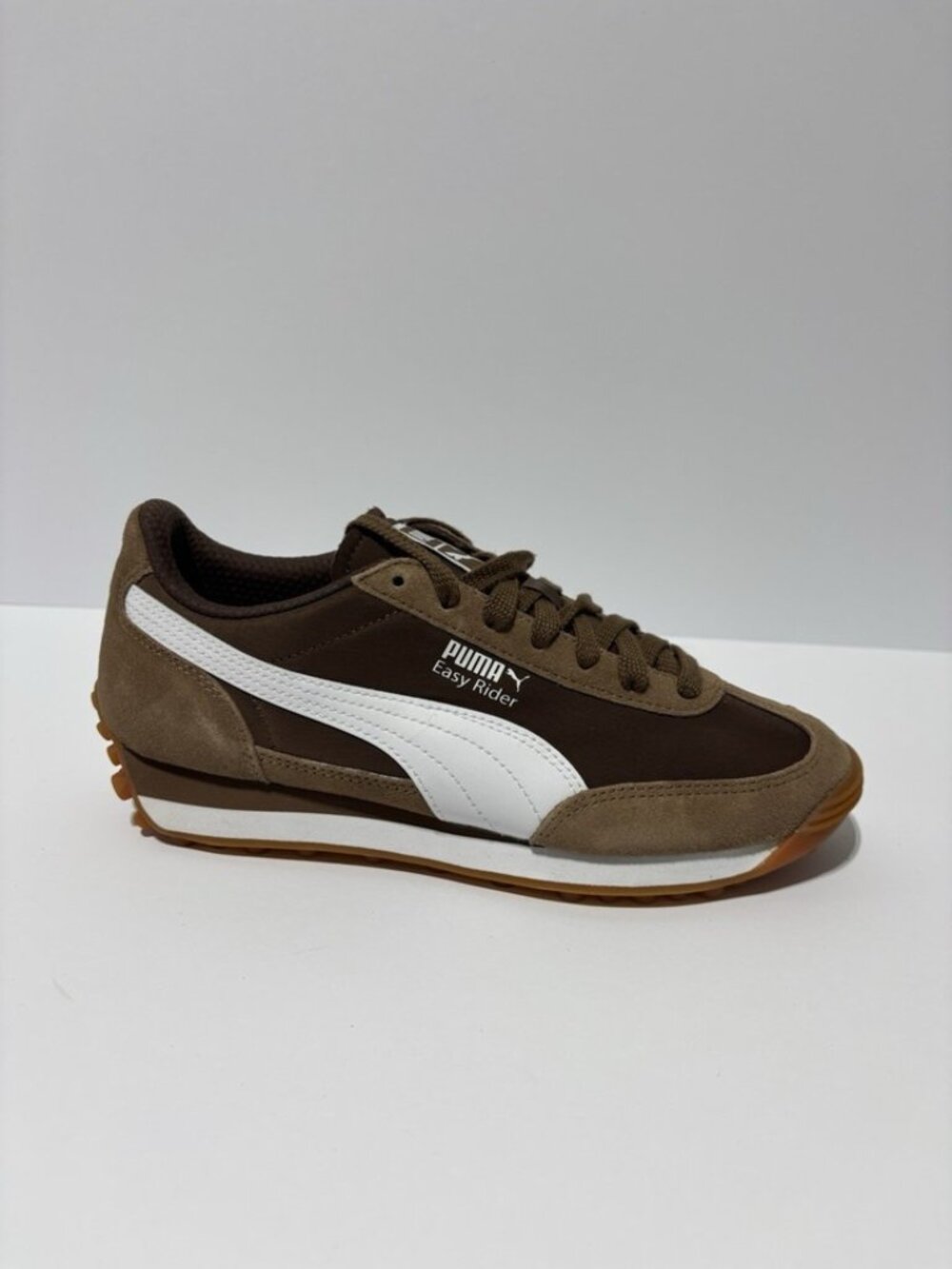 Puma Women’s Easy Rider Sneakers Dark Brown, Size 8 M